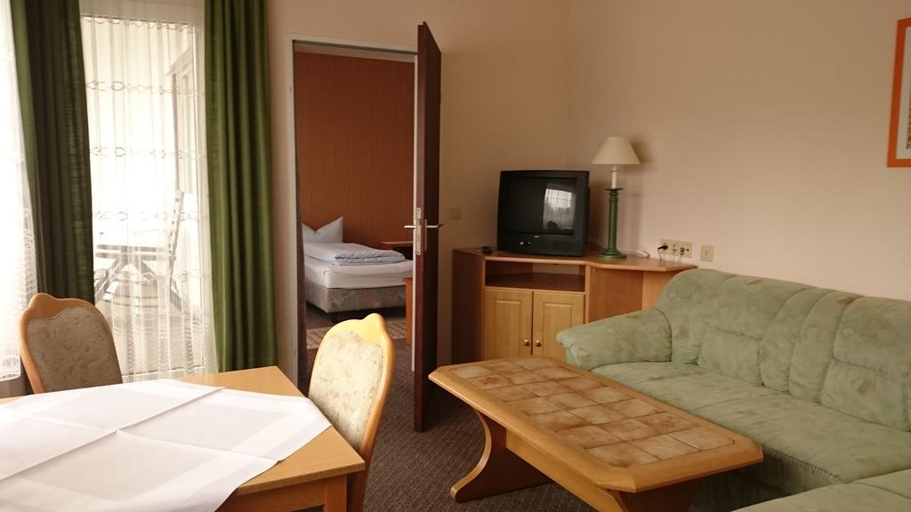 באד בלינגן Hotel Park Eden מראה חיצוני תמונה